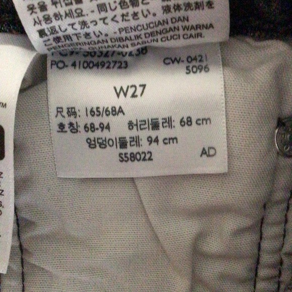 Womens Levi’s 501 Cut off Jean Shorts - Picture 5 of 7